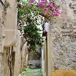 Appartement Penelope Garden House Old Town *