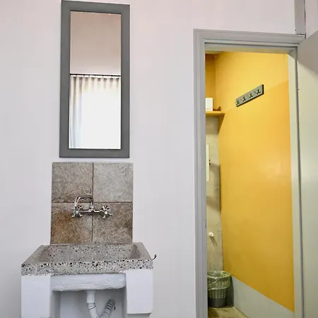 Penelope Garden House Old Town Apartment *