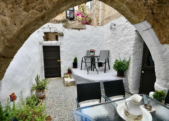 Penelope Garden House Old Town