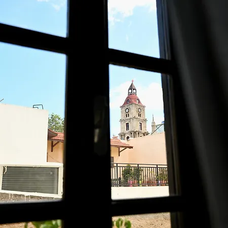 Διαμέρισμα Penelope Garden House Old Town